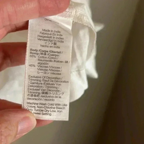 Madewell Classic White V-Neck Blouse - Picture 9 of 10